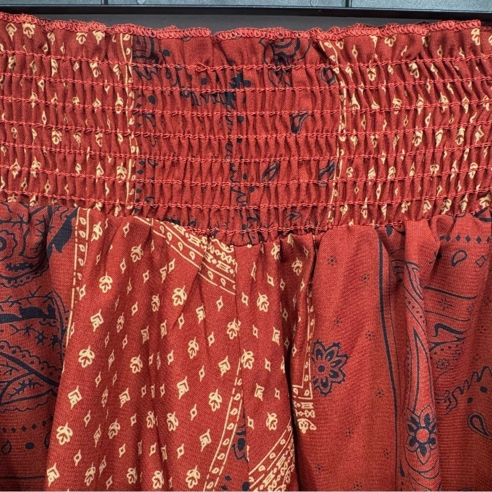 BUCKETLIST Shorts Rust Red Paisley Floral Patchwork Print Flowy Pleated Pockets - Picture 10 of 13